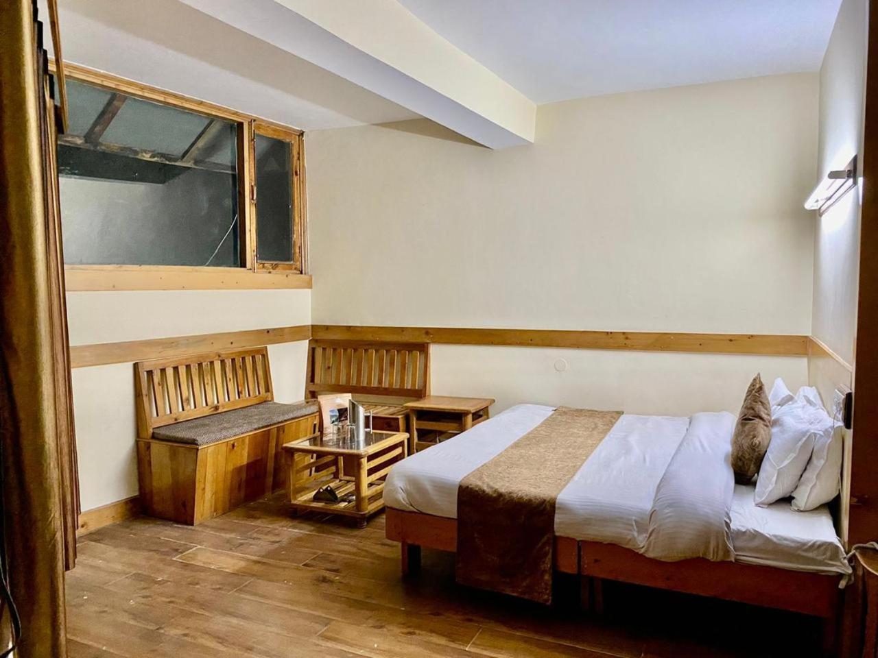 The Vashisht, Manali - A Four Star Luxury Hotel 외부 사진